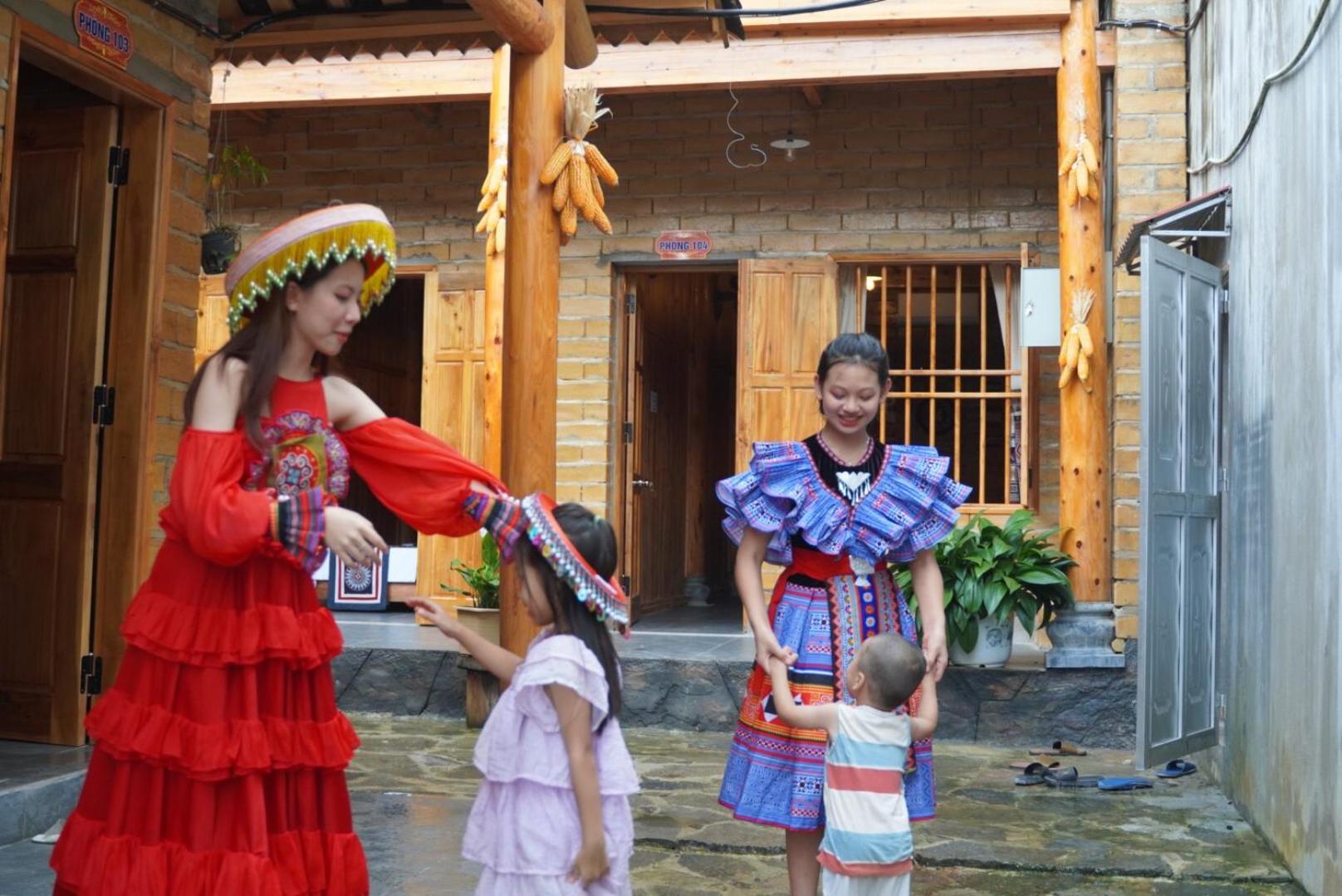 Tom Tep Homestay Ha Giang Exteriör bild