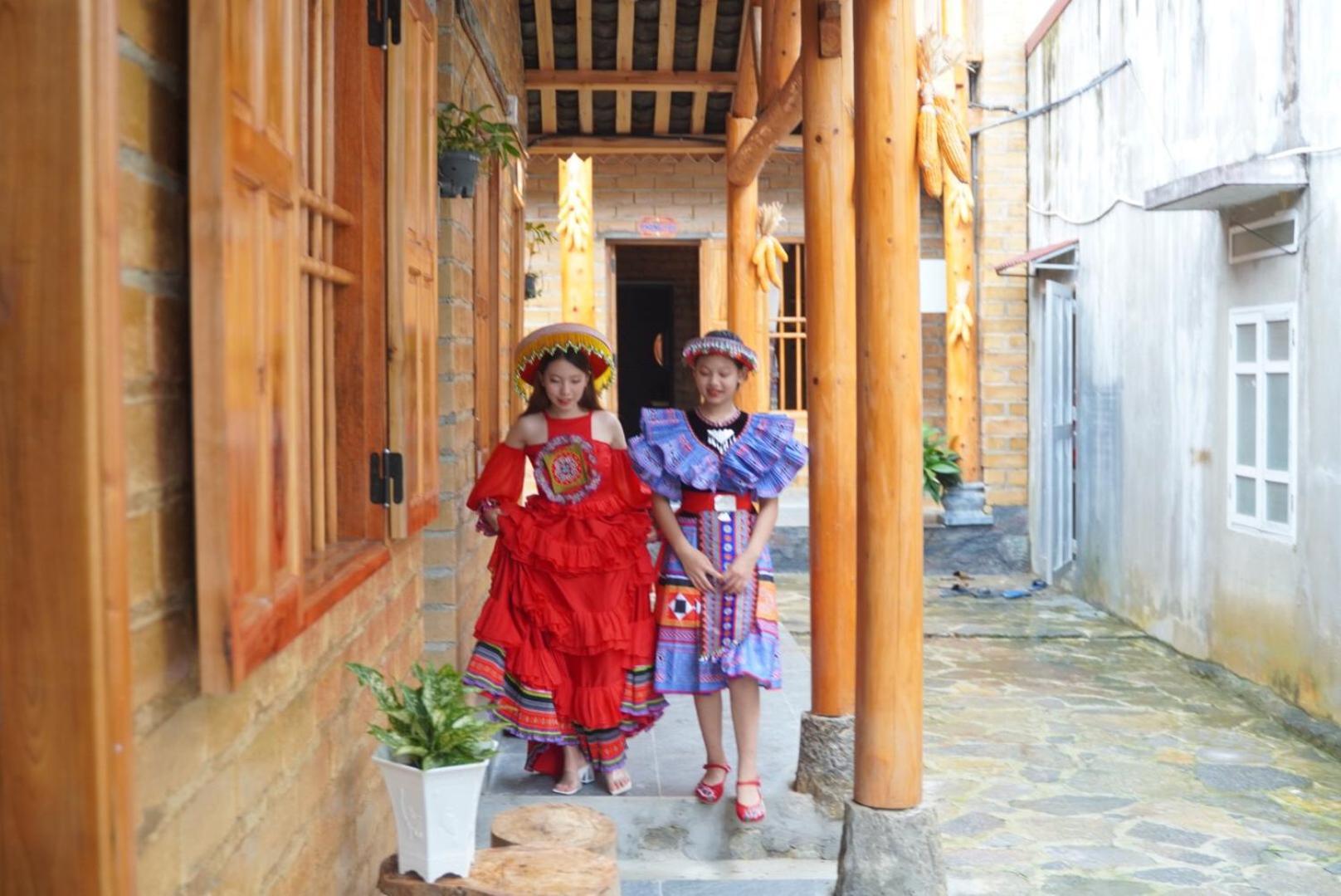 Tom Tep Homestay Ha Giang Exteriör bild